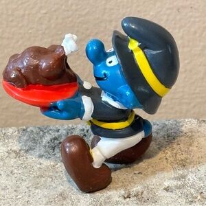 Vintage 1988 Thanksgiving Turkey Pilgrim Smurf Figurine PEYO